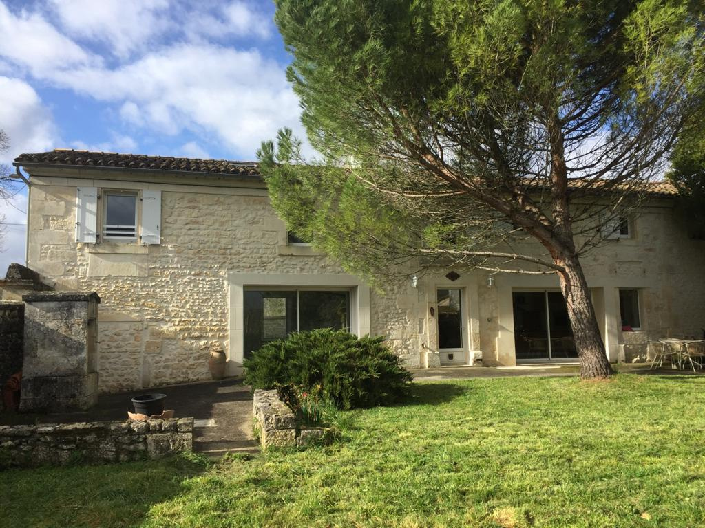 vente-maison-charentaise-proche-angoul-me