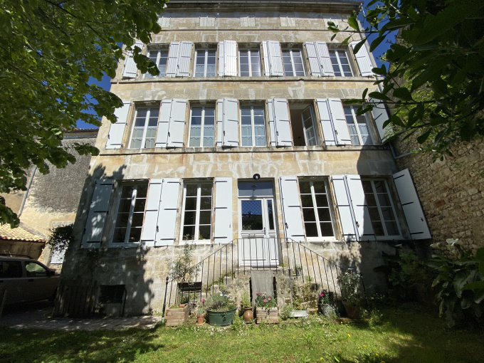 Offres de vente Maison Châteauneuf-sur-Charente (16120)
