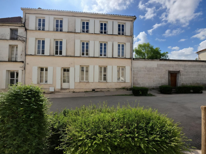 Offres de vente maison de ville Rouillac (16170)