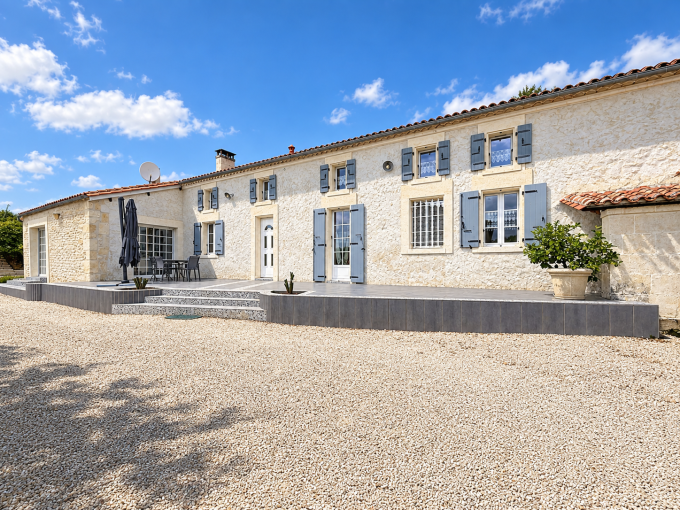 Offres de vente Maison Champmillon (16290)
