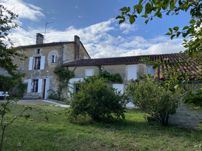 Offres de vente Maison La Rochefoucauld (16110)