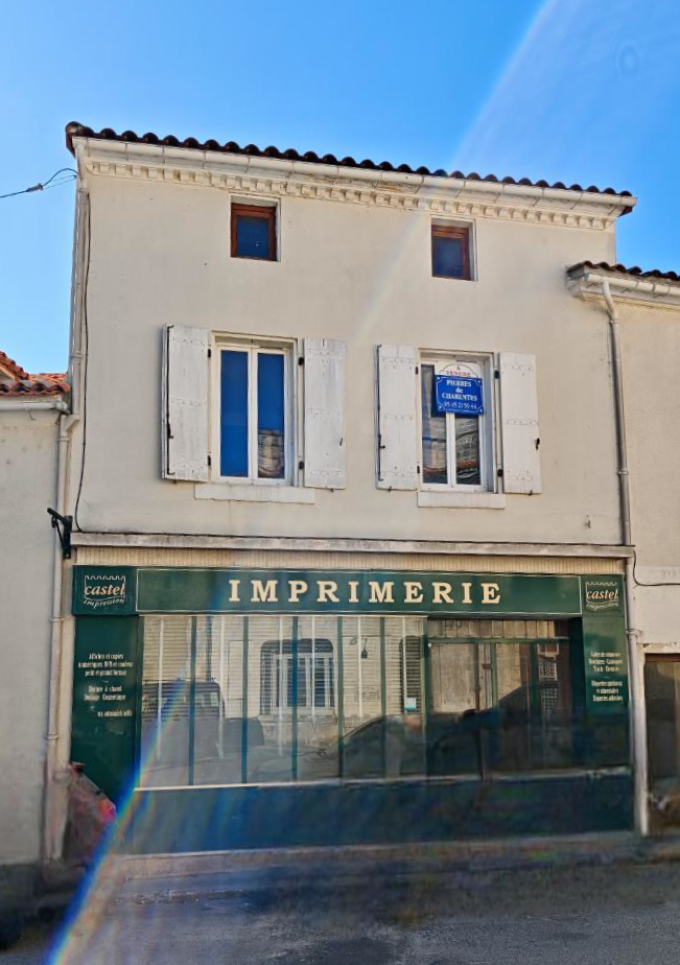 Offres de vente Immeuble Châteauneuf-sur-Charente (16120)