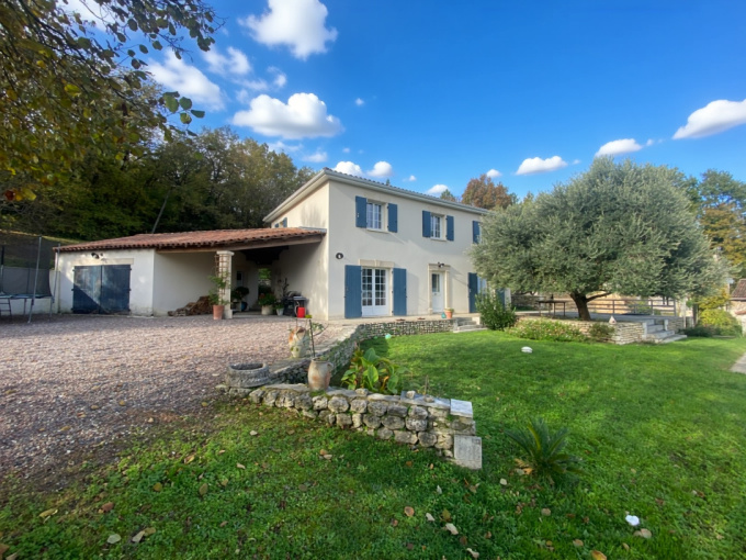 Offres de vente Maison Mosnac-Saint-Simeux (16120)